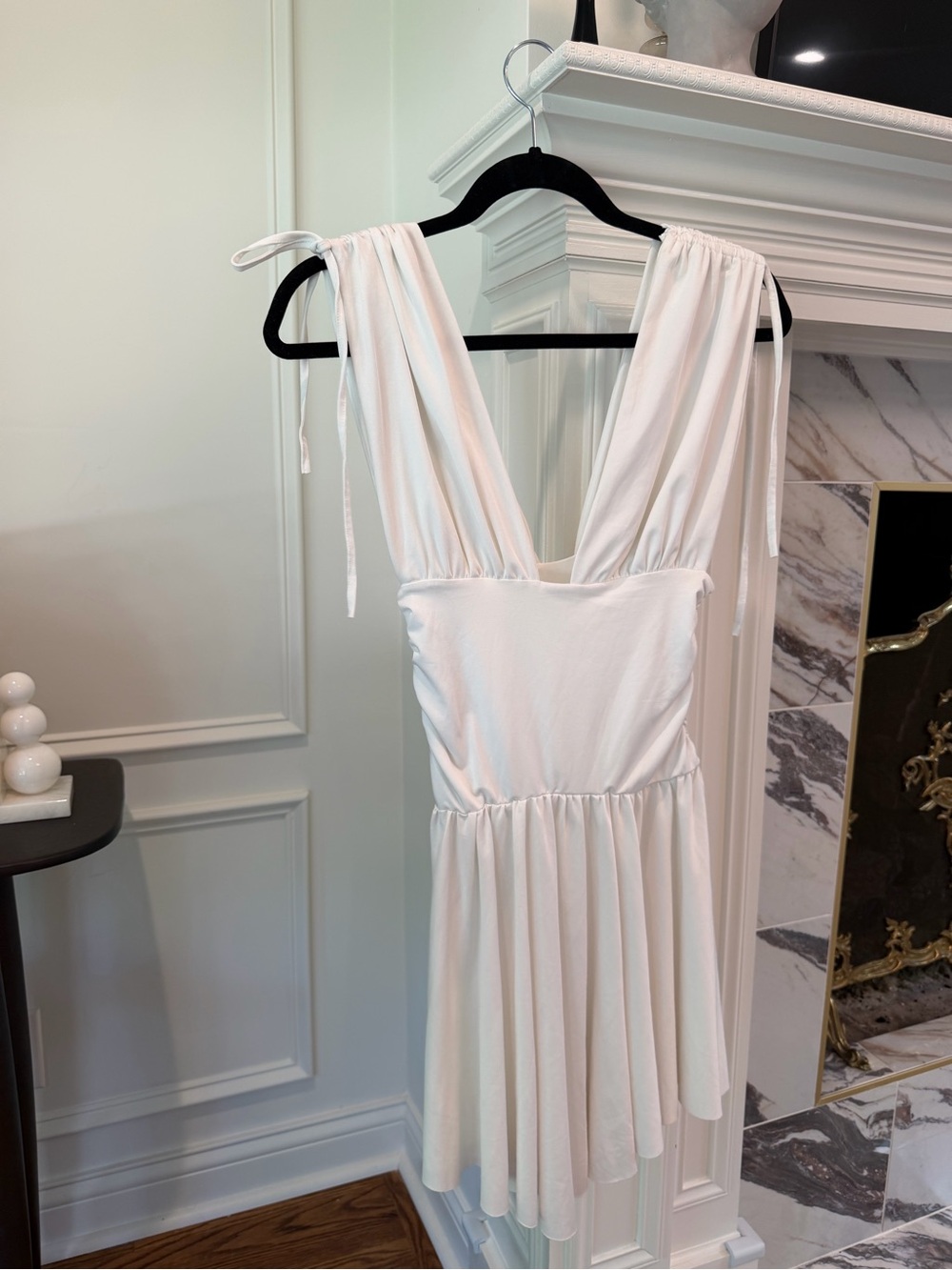 White V-Neck Sleeveless Summer Dress